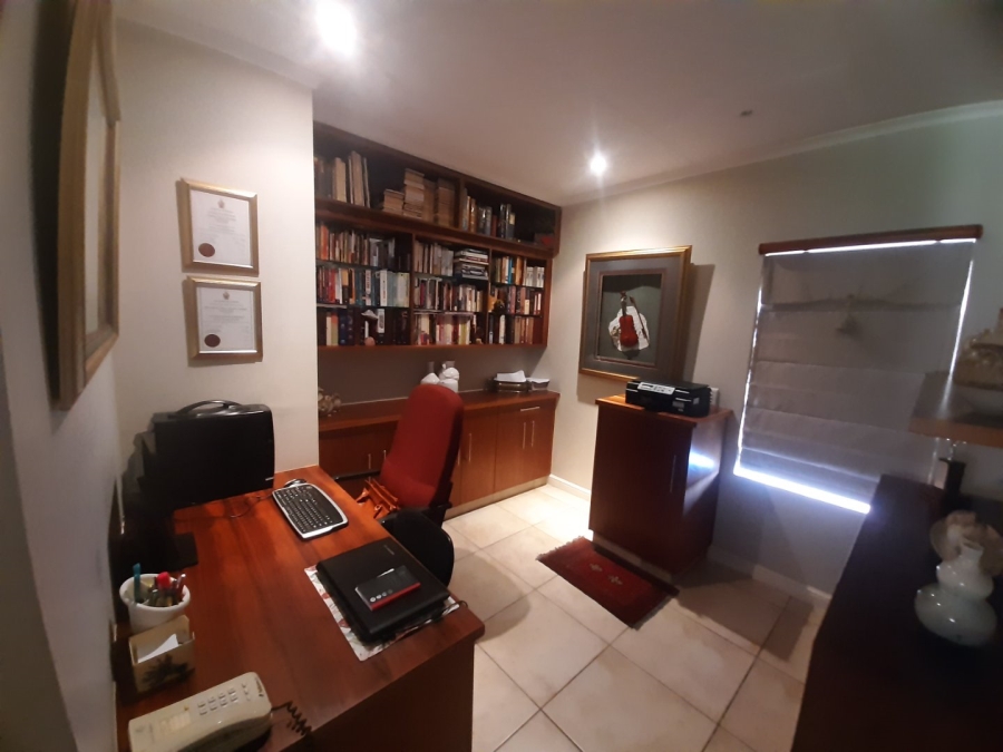3 Bedroom Property for Sale in Heather Park Western Cape
